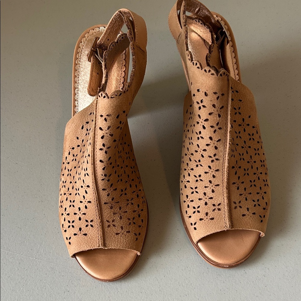 Miss Albright Tan Laser-Cut Sandals
